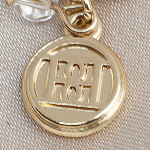 Long Medallion Chain Necklace - Picture 7 of 7